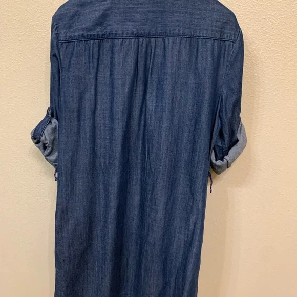 It has pockets! Denim BR shirt dress - Picture 3 of 8